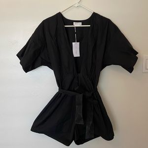 ❤️Lovers + Friends Romper in Black